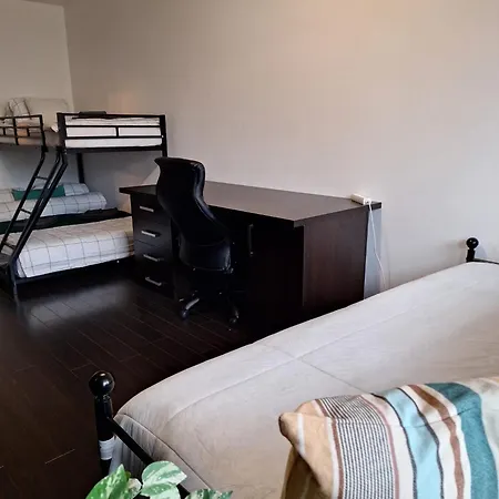 Family Aquarium Haven *